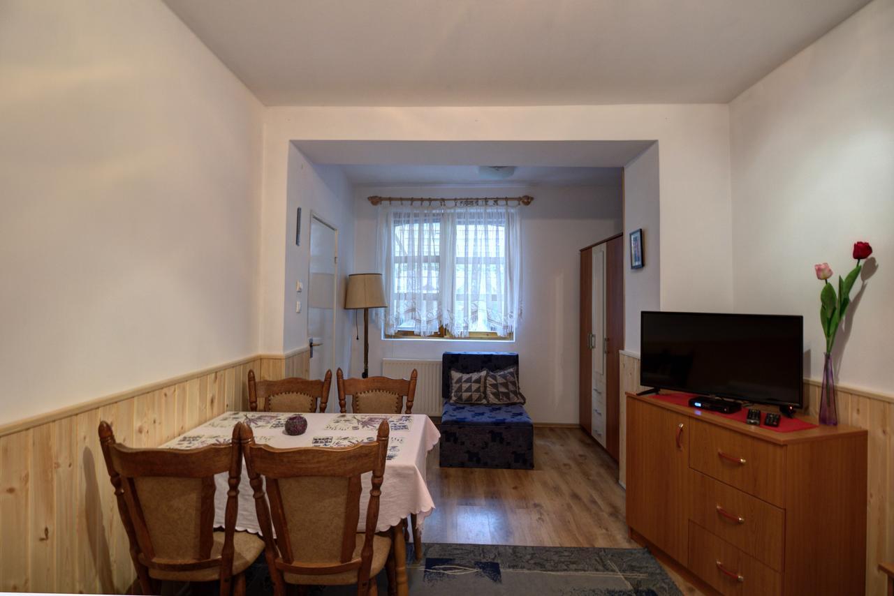 Oazis Apartman Eger Luaran gambar